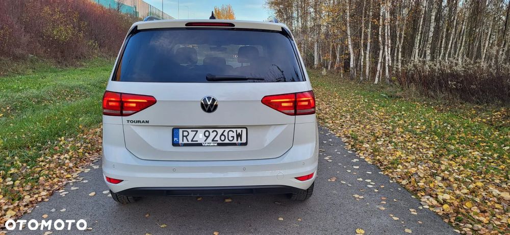 Volkswagen Touran 2.0 TDI BMT SCR Comfortline - 22