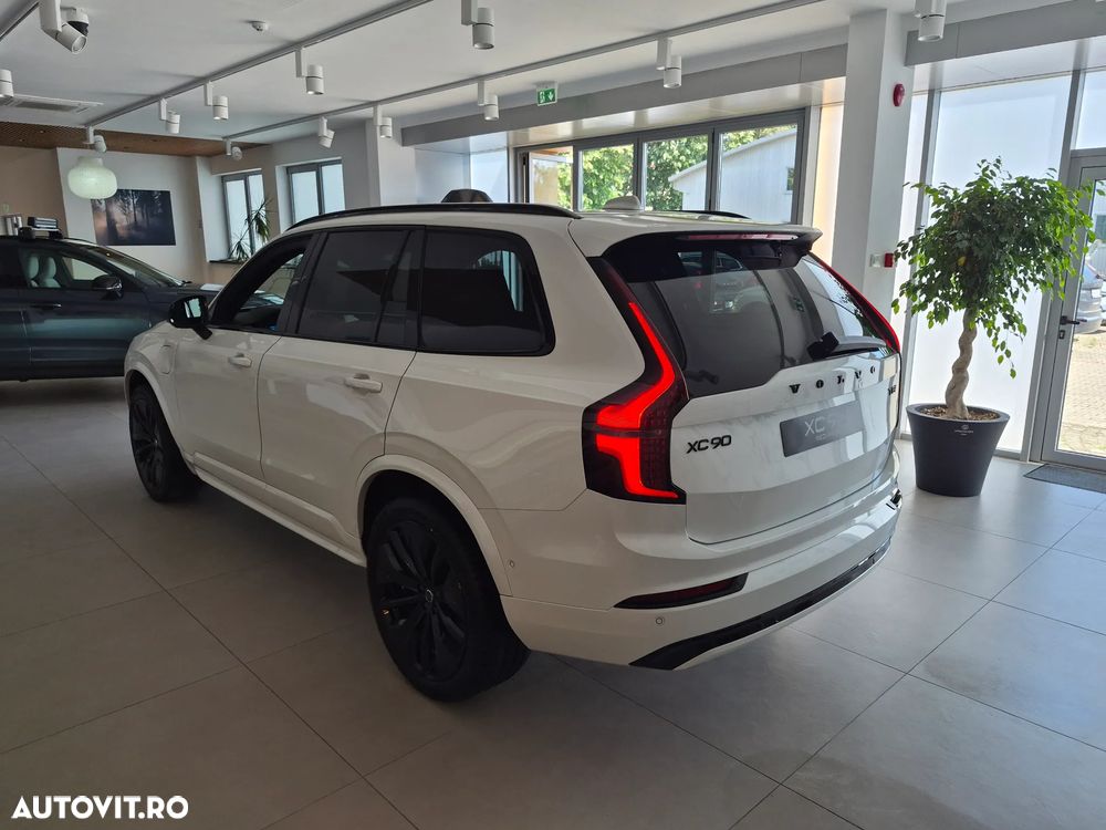 Volvo XC 90 T8 AWD PHEV Ultra Black Edition - 13