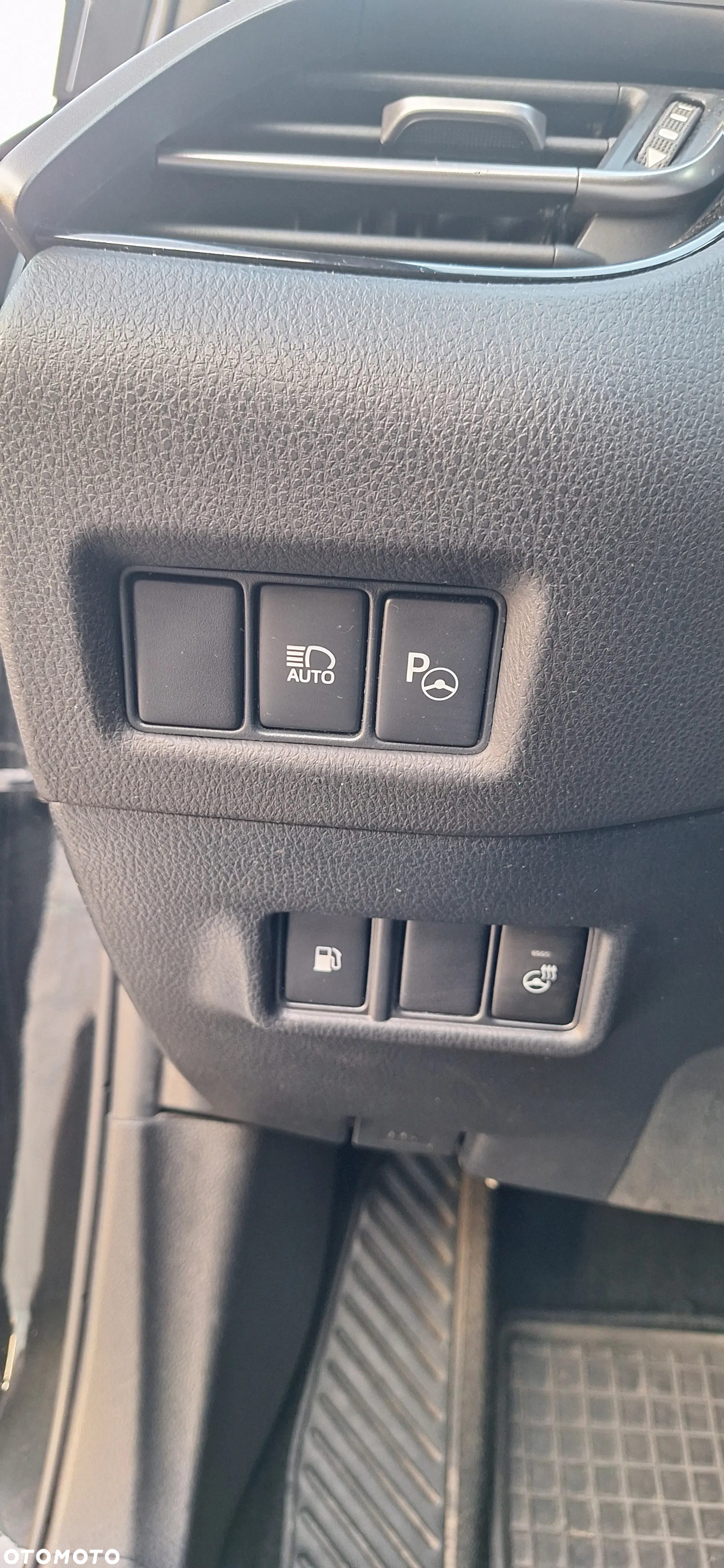 Toyota C-HR 1.8 Hybrid Executive - 28