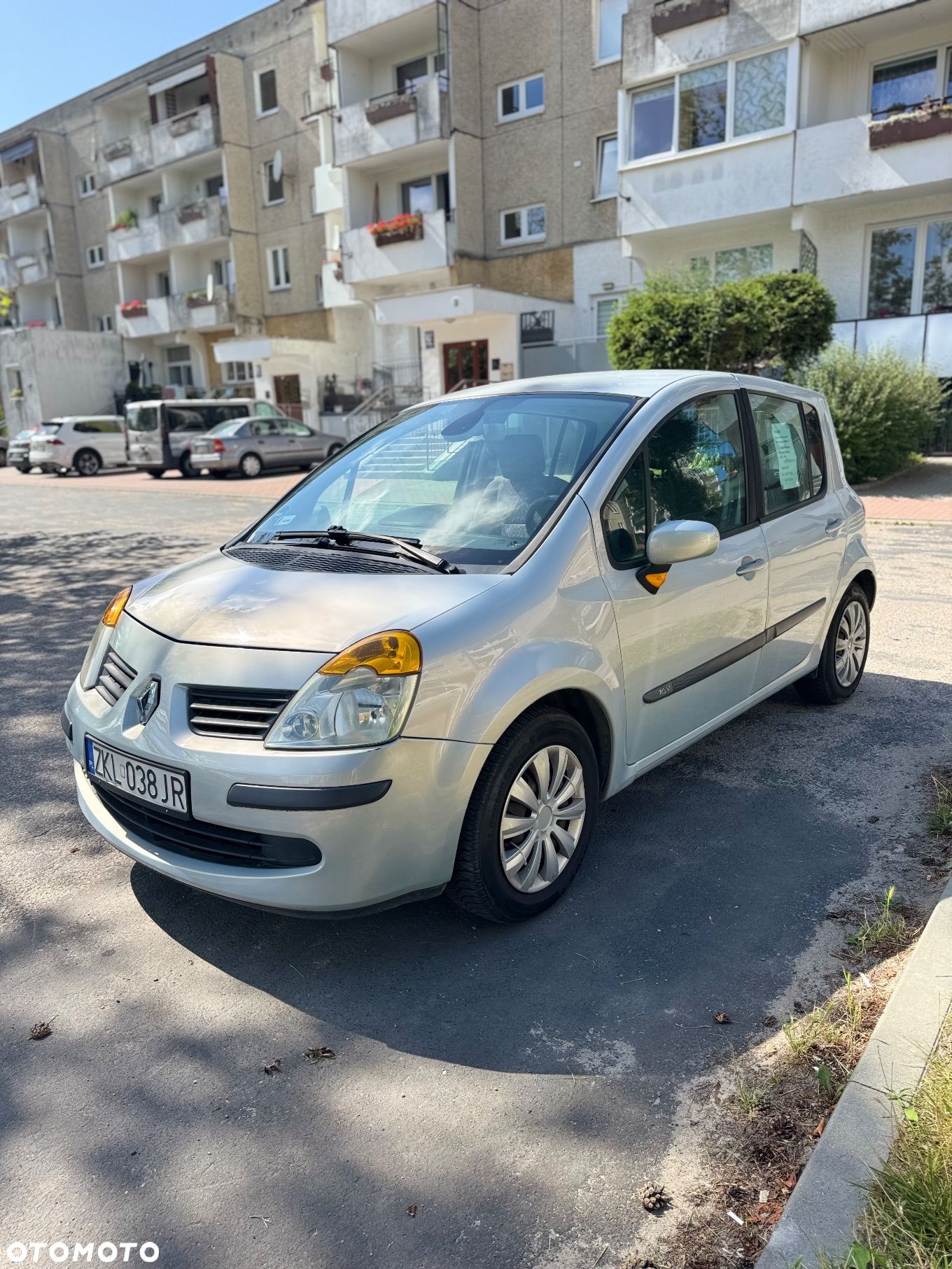 Renault Modus - 1