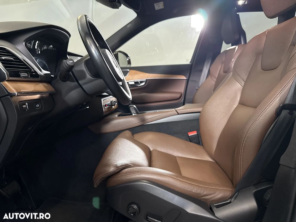 Volvo XC 90 - 26