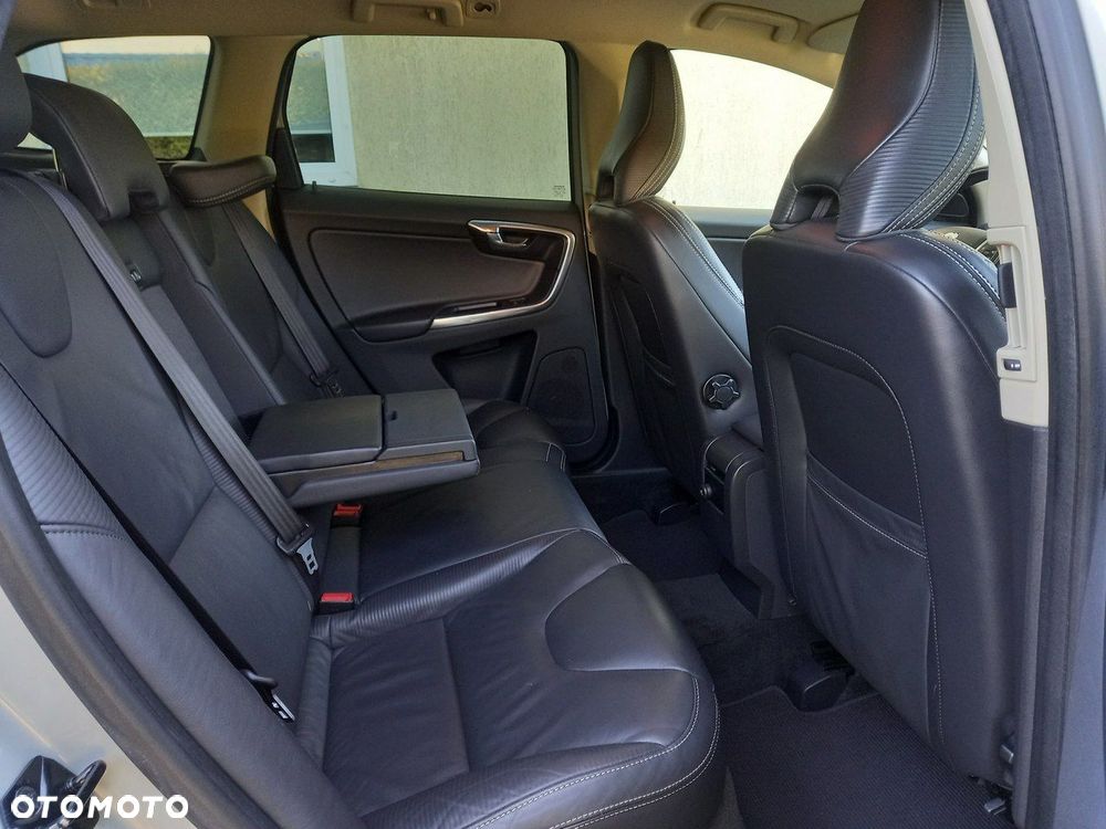 Volvo XC 60 - 23