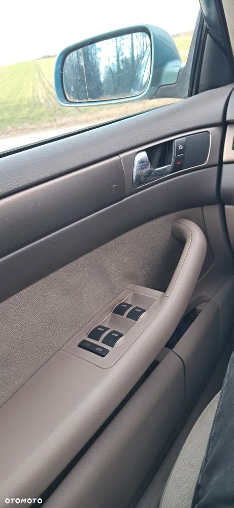 Audi A6 Limousine 2.4 - 21