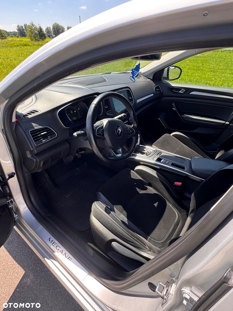 Renault Megane 1.5 dCi Limited EDC EU6 - 32