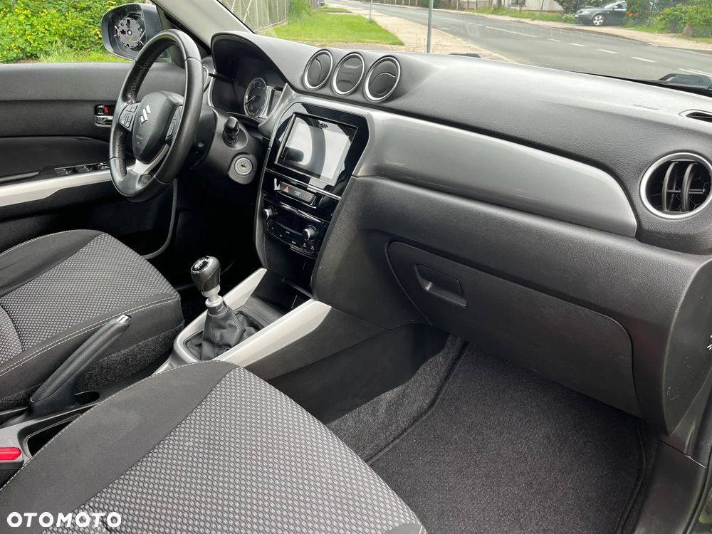 Suzuki Vitara - 20