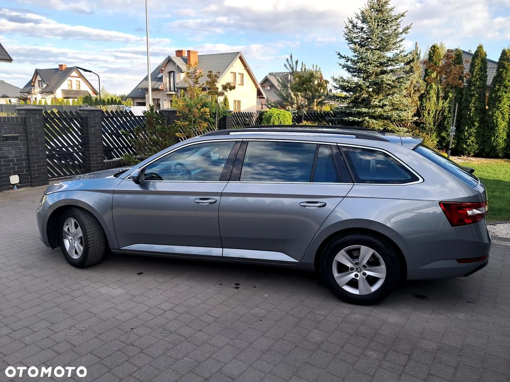 Skoda Superb 1.4 TSI ACT Ambition DSG - 4