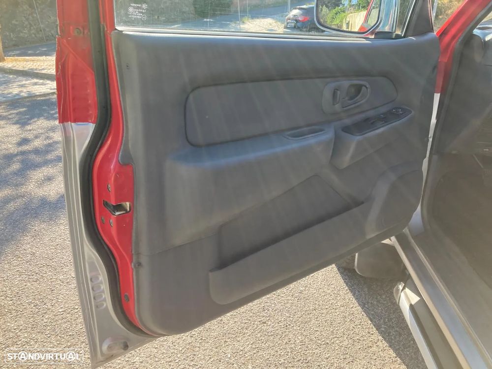 Mitsubishi L200 2.5 TD CD - 17