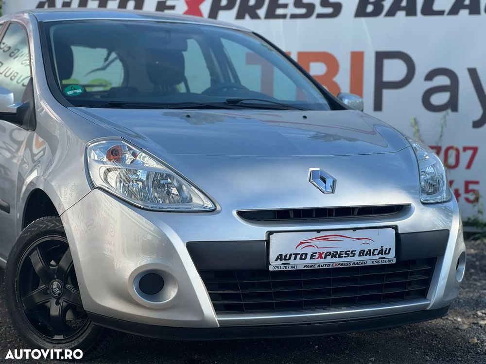 Renault Clio 1.2 16V 75 Collection - 15