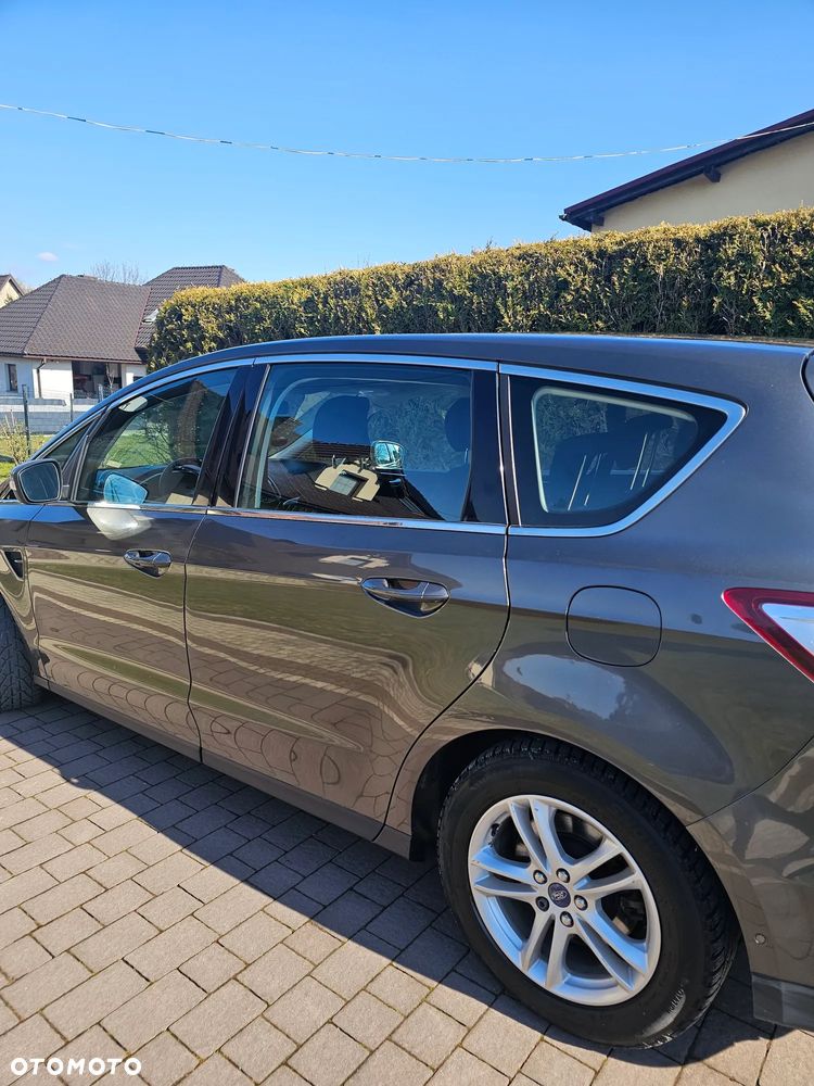 Ford S-Max 2.0 TDCi Titanium PowerShift - 15