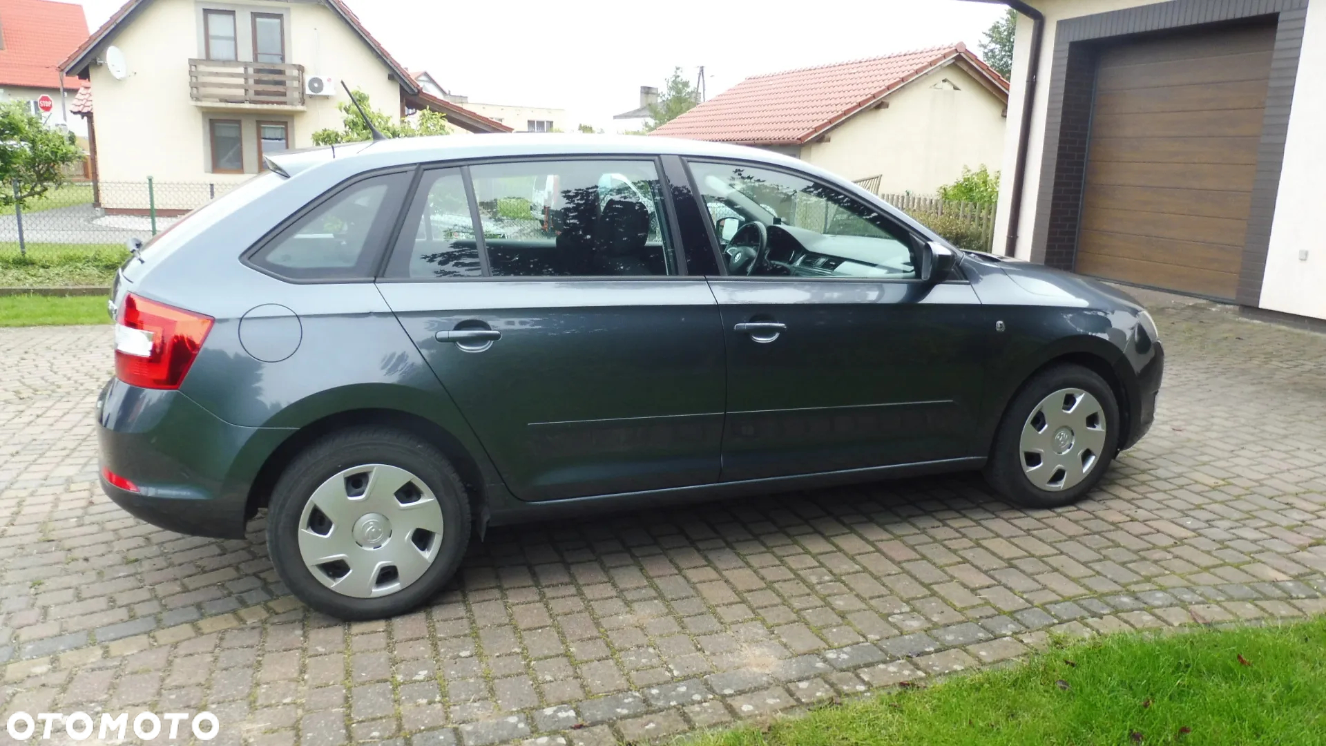 Skoda RAPID 1.2 TSI Ambition - 8