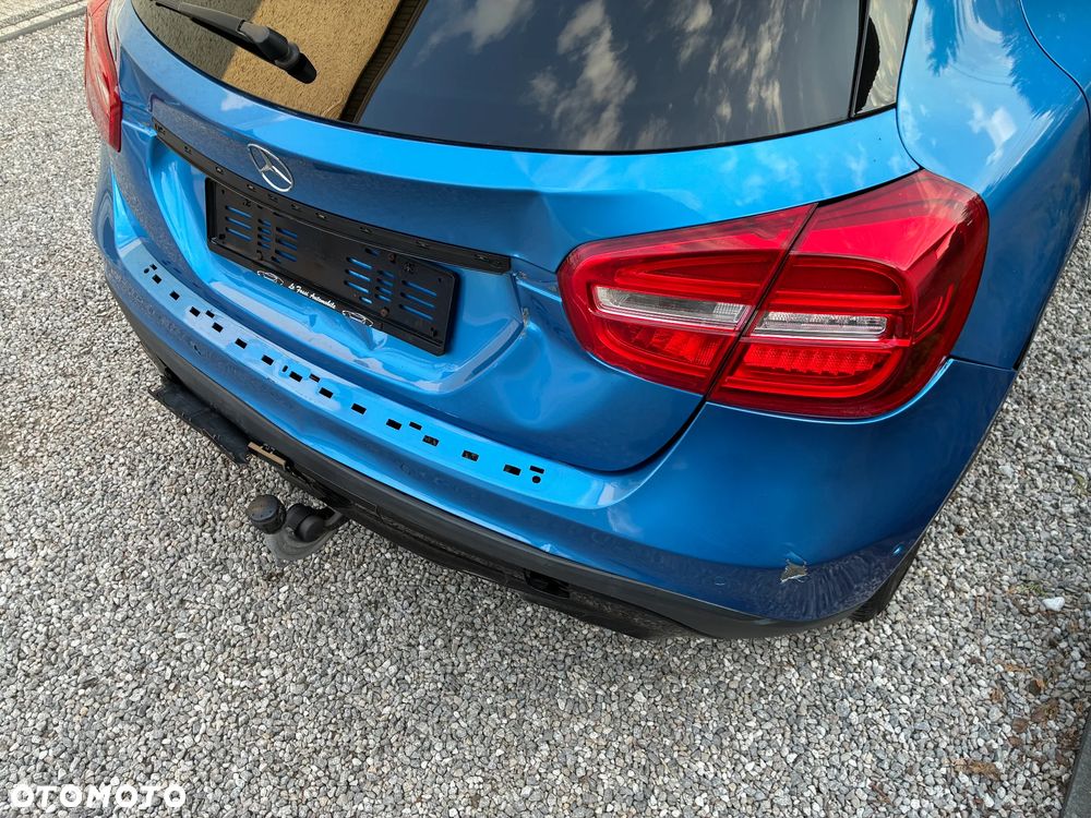 Mercedes-Benz GLA 200 (CDI) d 4Matic 7G-DCT Urban - 9