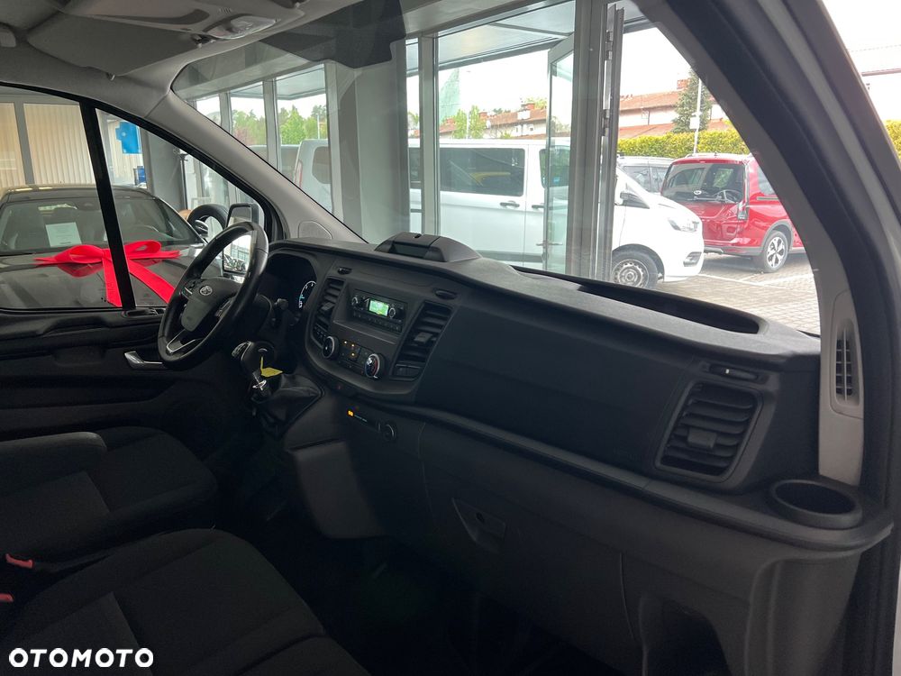 Ford Transit Custom - 37