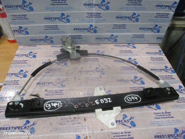 Elevador Manual Elevm944 CHEVROLET SPARK 2010 1.0 68CV 5P PRETO TD - 1