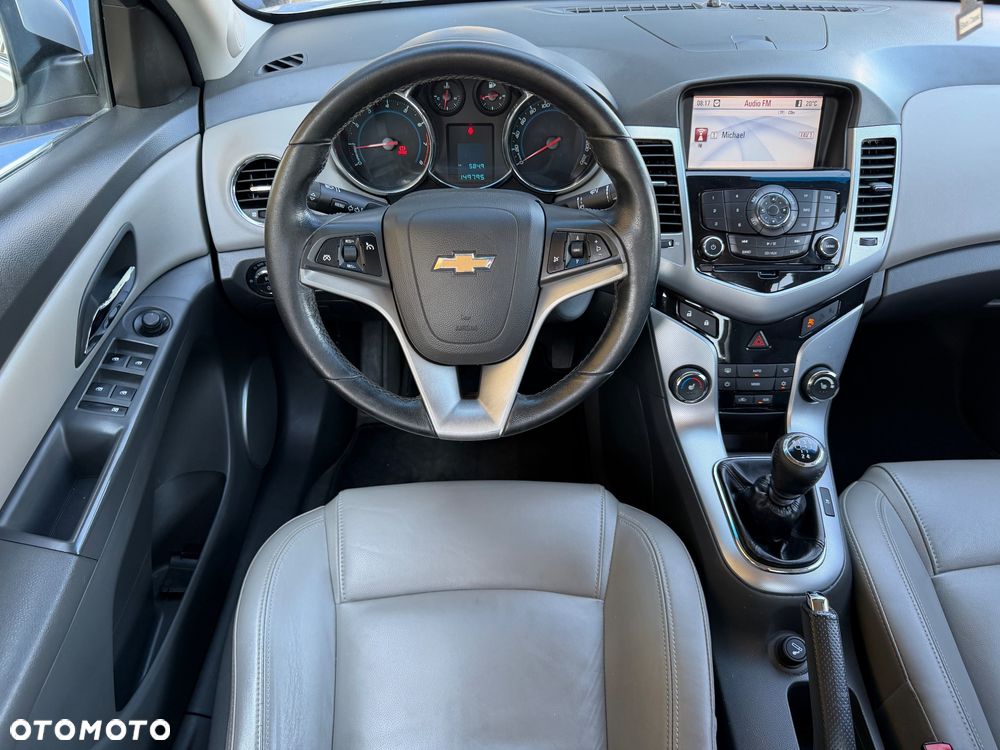 Chevrolet Cruze 1.8 LT+ - 16