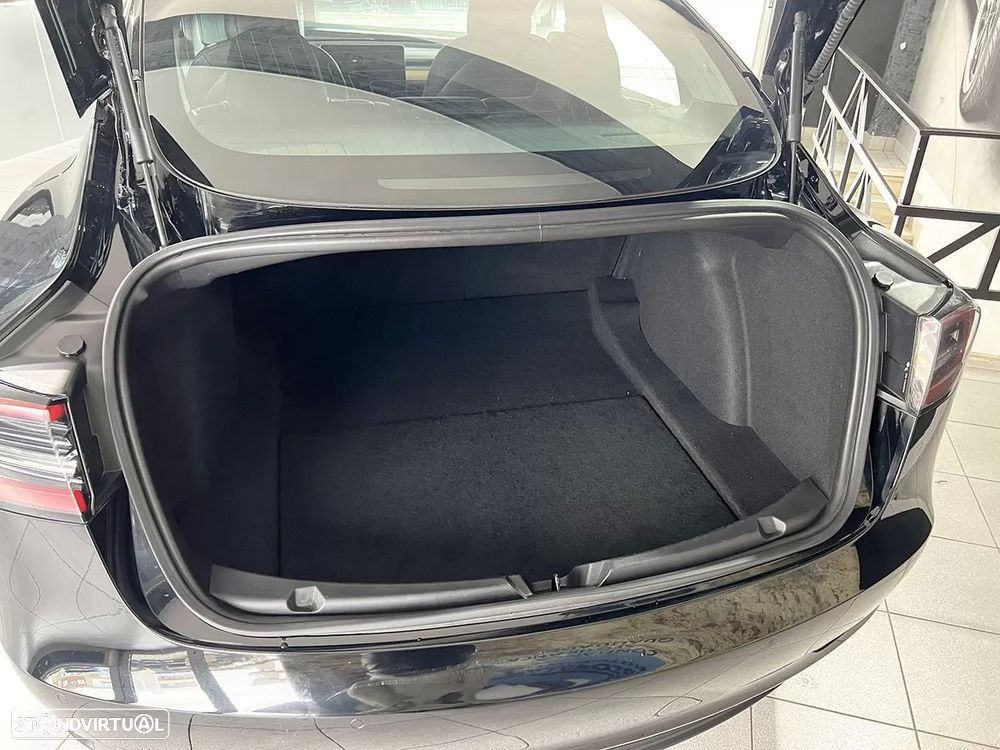 Tesla Model 3 - 22