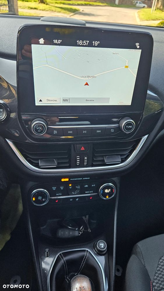 Ford Fiesta 1.0 EcoBoost STart-Stop ST-LINE - 22