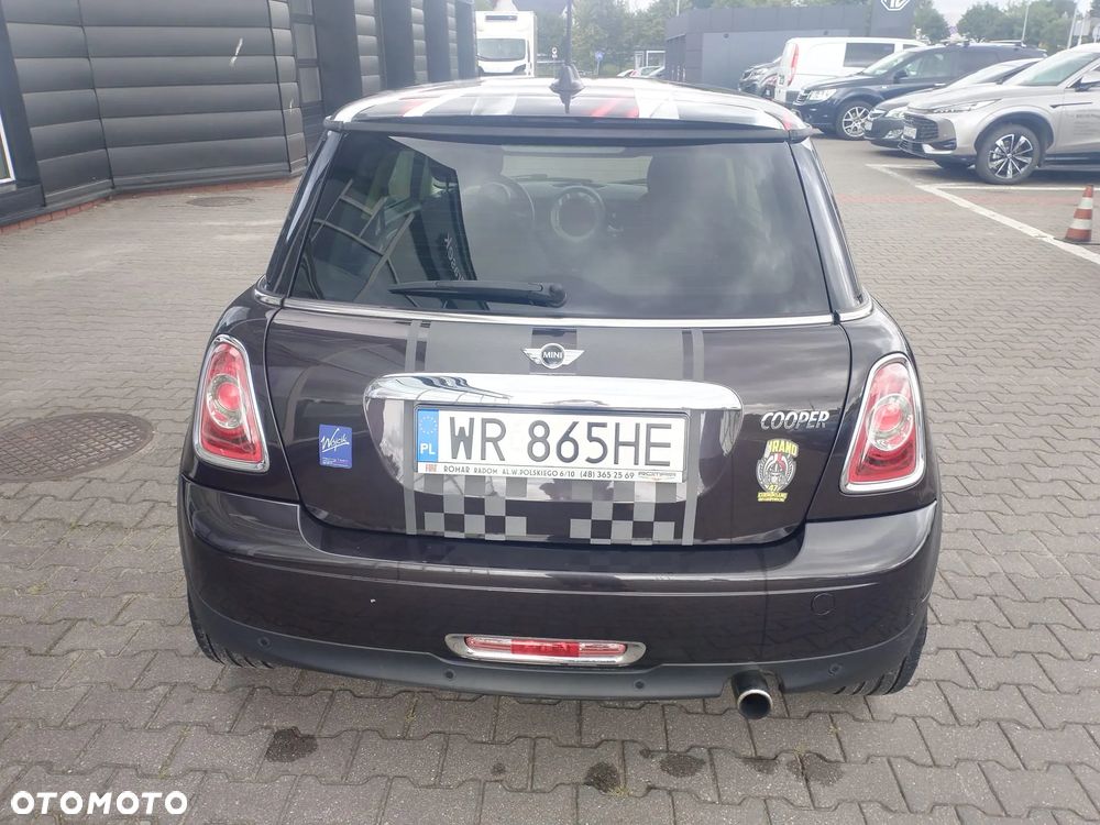 MINI Cooper Standard - 5