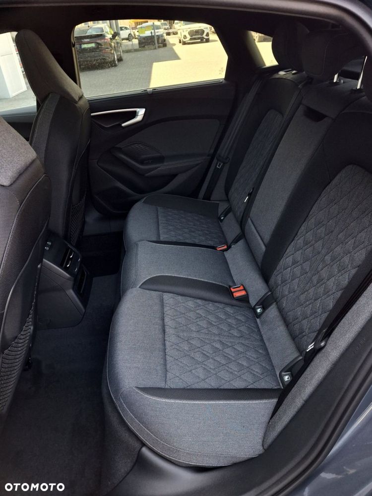 Audi A5 Limousine - 13