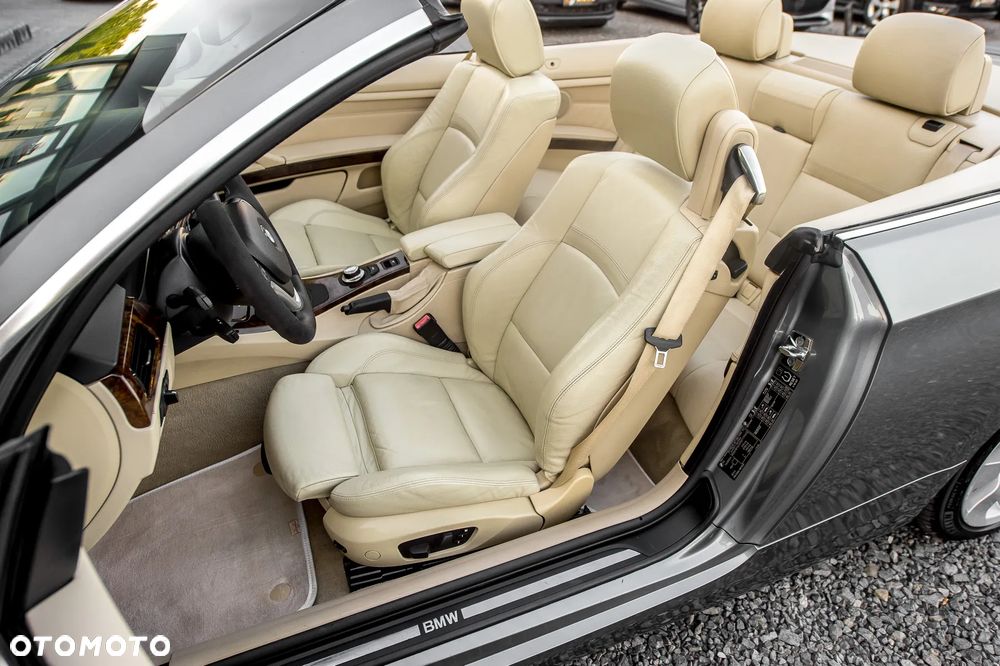 BMW Seria 3 325i Cabrio Edition Exclusive - 23