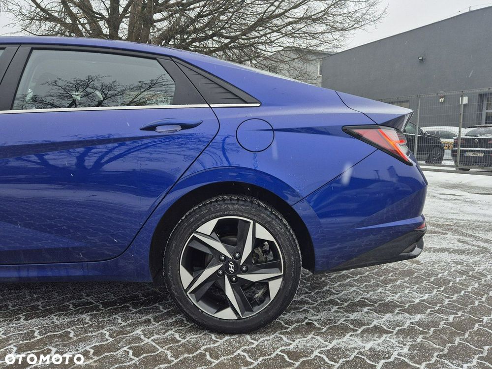 Hyundai Elantra - 29