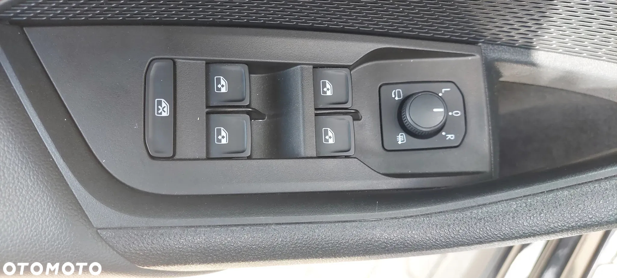 Skoda Octavia 2.0 TSI 4x4 Scout DSG - 19