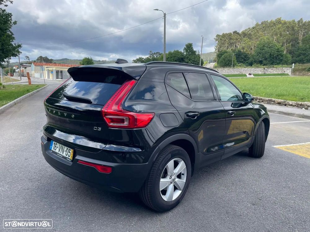 Volvo XC 40 2.0 D3 - 16
