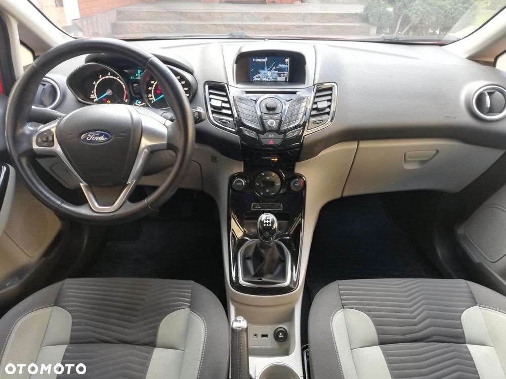 Ford Fiesta 1.0 EcoBoost Titanium ASS - 12