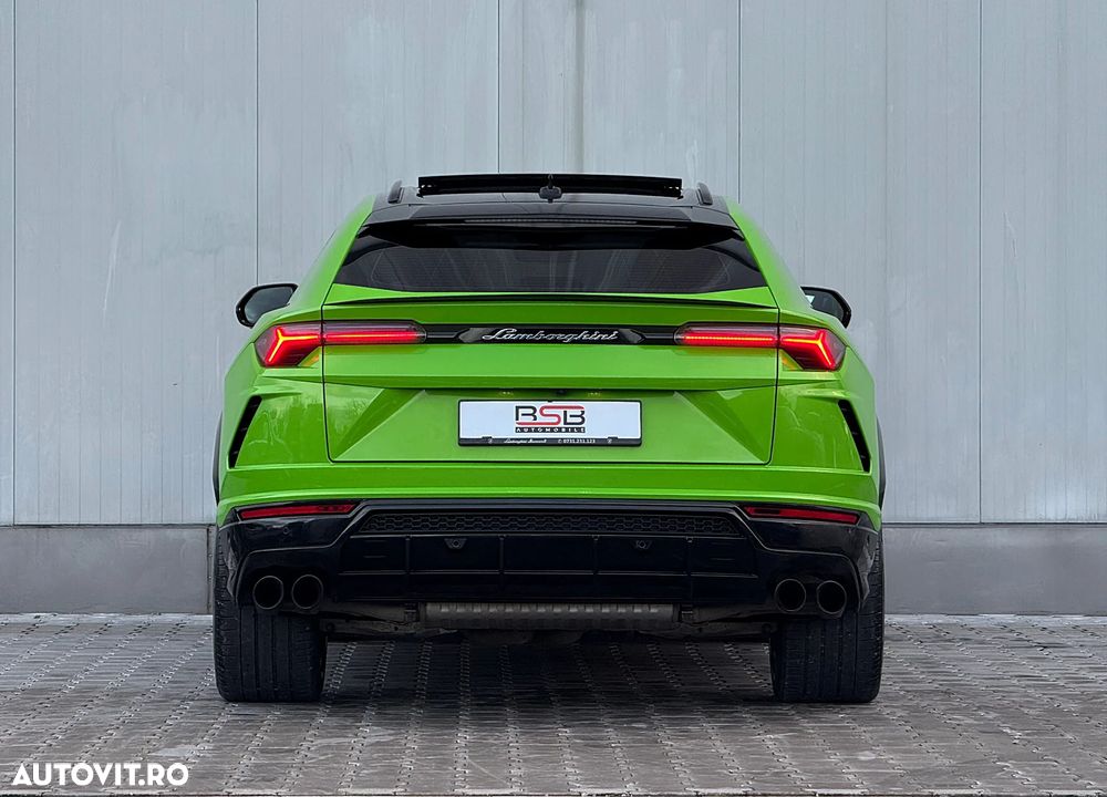 Lamborghini URUS - 7