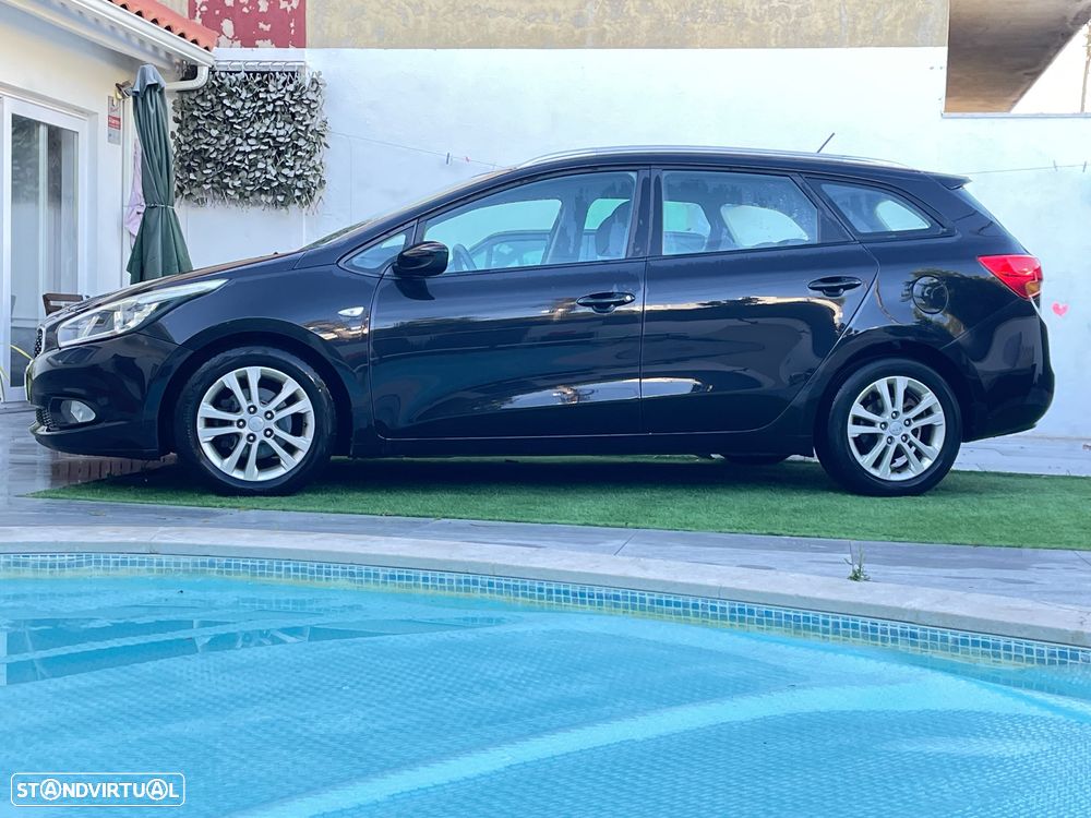 Kia Ceed SW 1.4 CRDi ECO - 4