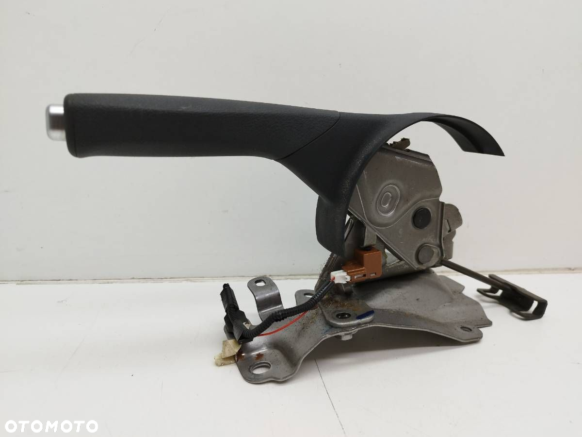 DŹWIGNIA HAMULCA RĘCZNEGO TOYOTA YARIS III EUROPA P15 - 2