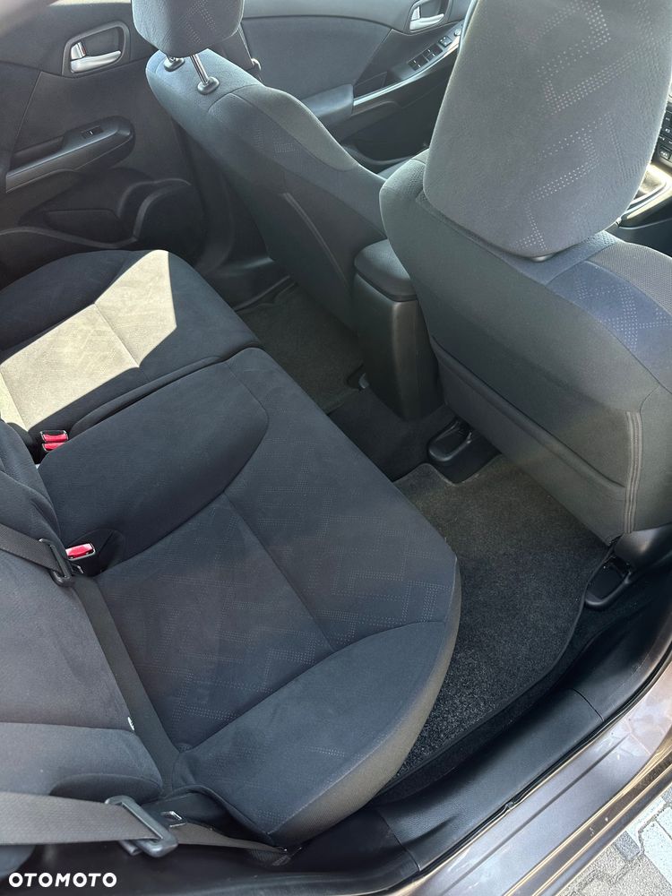 Honda Civic 1.8 Sport - 12