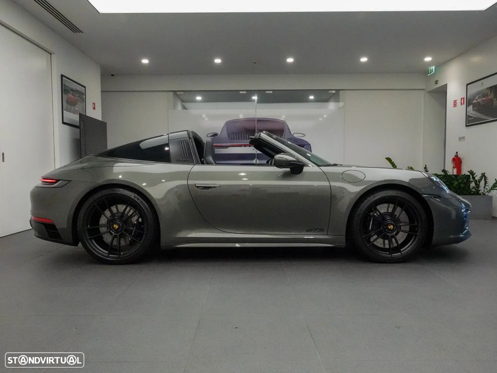 Porsche 911 (992) Targa 4 GTS PDK - 17