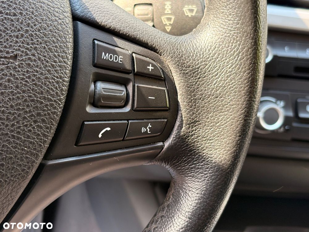 BMW Seria 3 320d DPF - 14