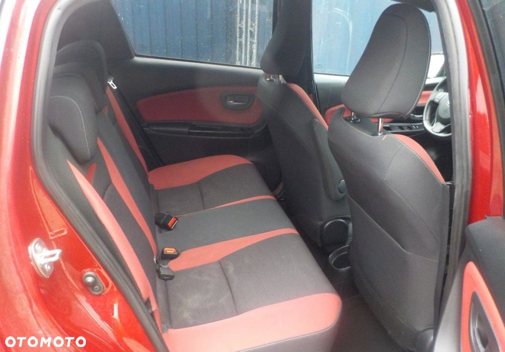 Toyota Yaris - 19