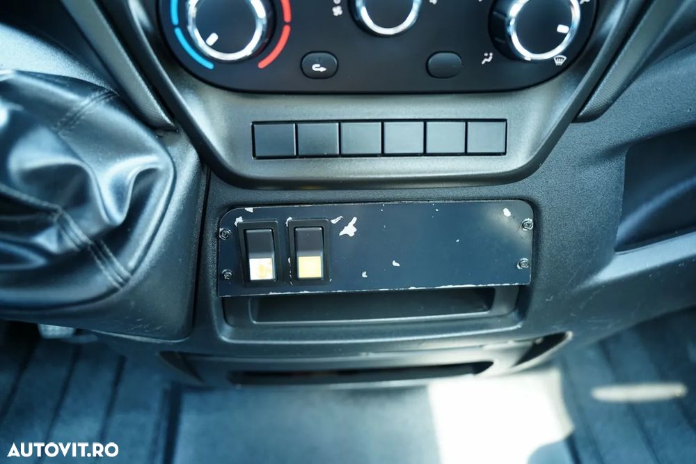 Iveco DAILY 35-140 / Platformă autotractivă / MULTITEL 160 ALUMINIU / 4 STABILIZATOARE / MANUALĂ / 2017 - 32