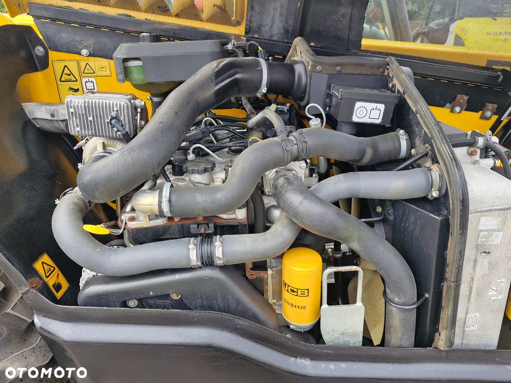 JCB 526-56 agri - 6