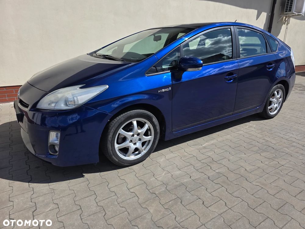 Toyota Prius (Hybrid) - 7