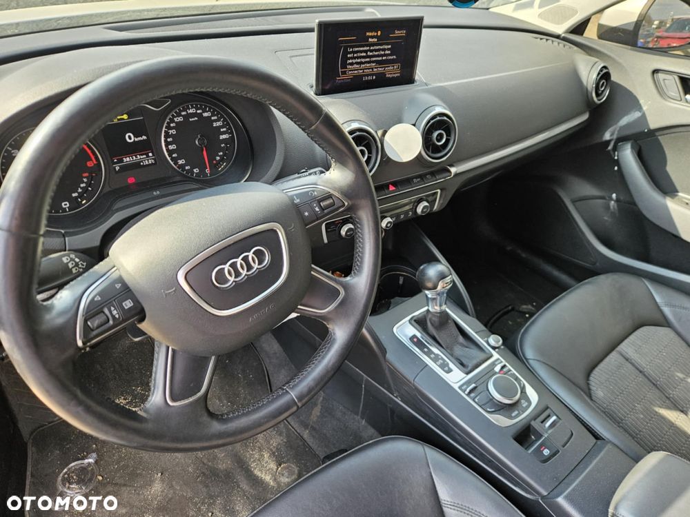 Audi A3 Sportback 2.0 TDI S tronic S line Sportpaket - 14