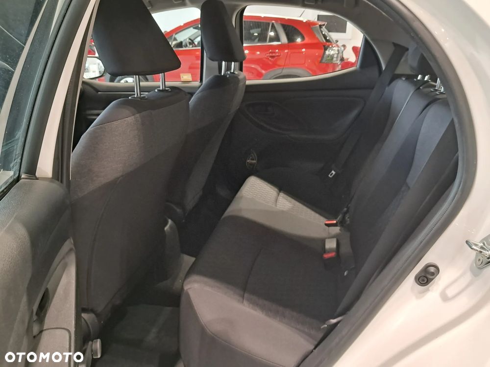 Toyota Yaris 1.5 Comfort - 15