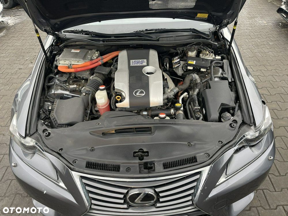Lexus IS 300h Comfort - 11