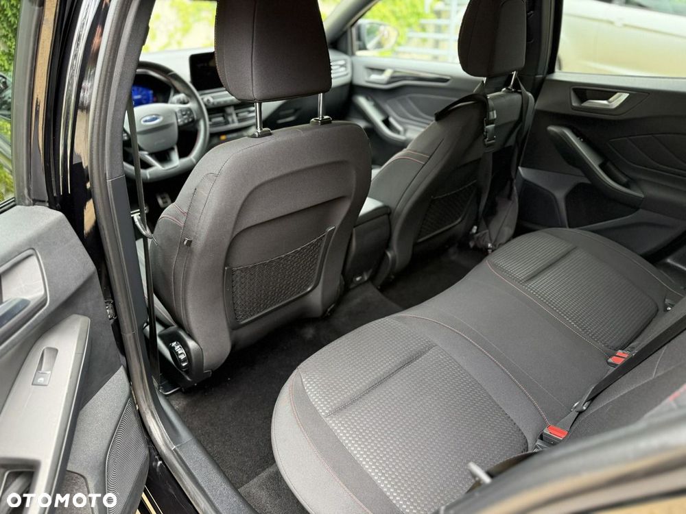 Ford Focus - 19