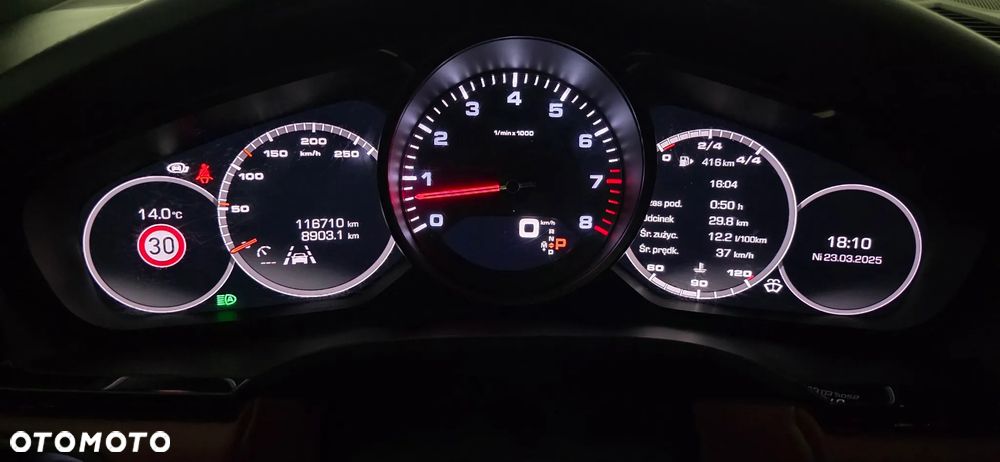 Porsche Cayenne Standard - 28