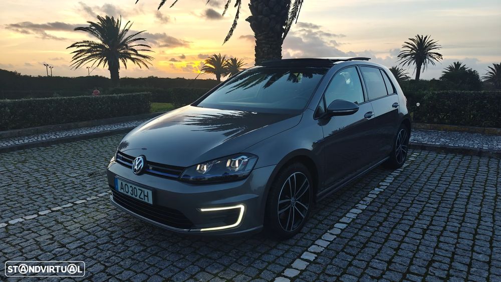 VW Golf 1.4 GTE Plug-In-Hybrid DSG - 11