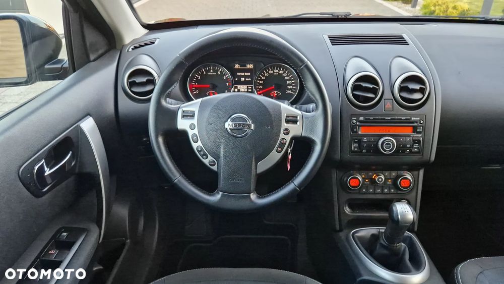 Nissan Qashqai 1.6 visia - 12