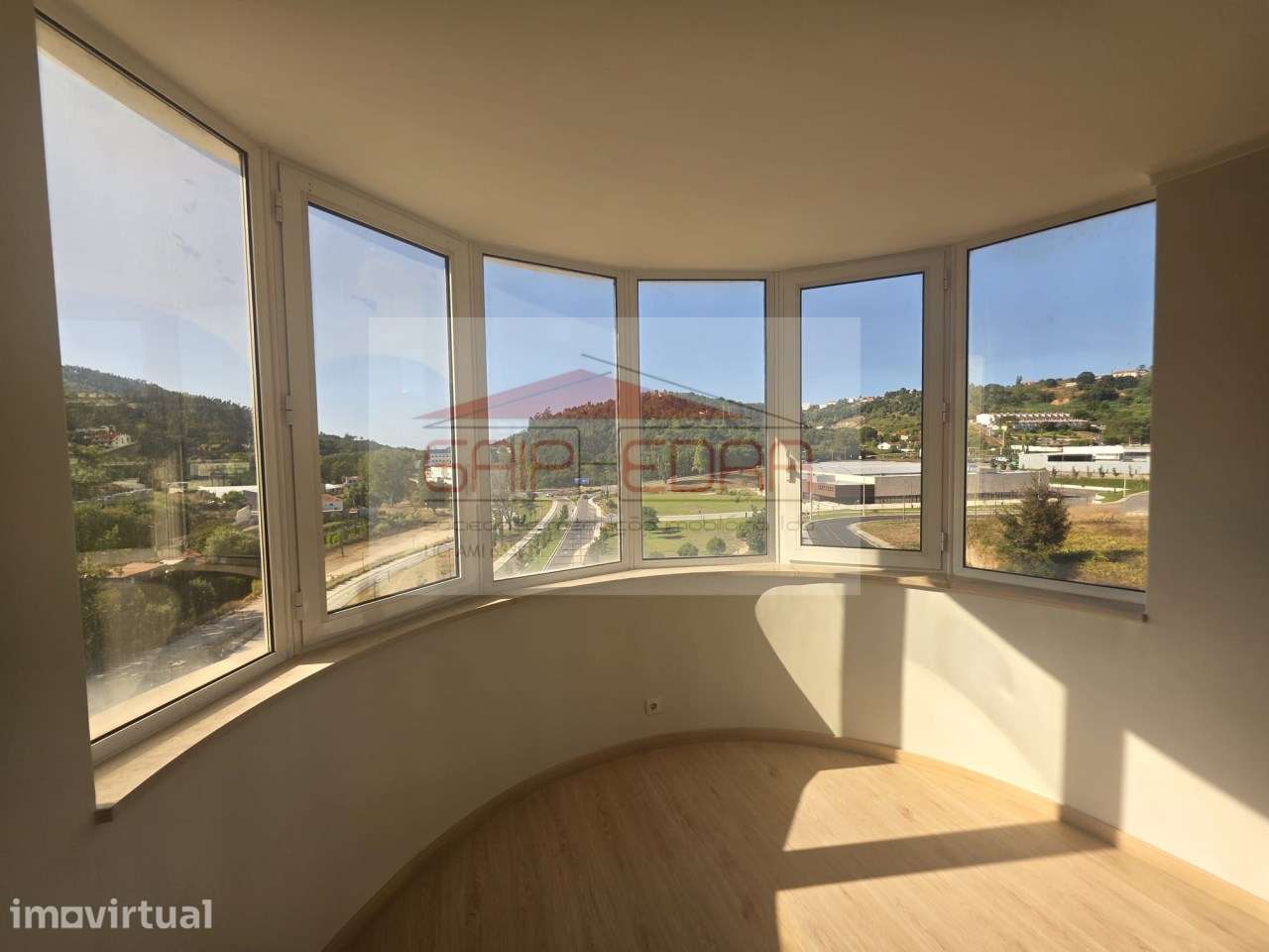 Apartamento T1 com 74 m2 totalmente restaurado Multiusos Alcobaça - Grande imagem: 4/20