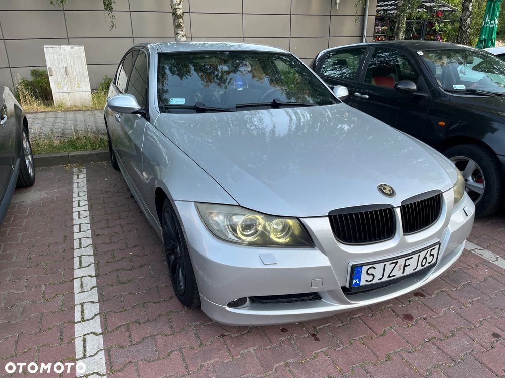BMW Seria 3 320i - 4