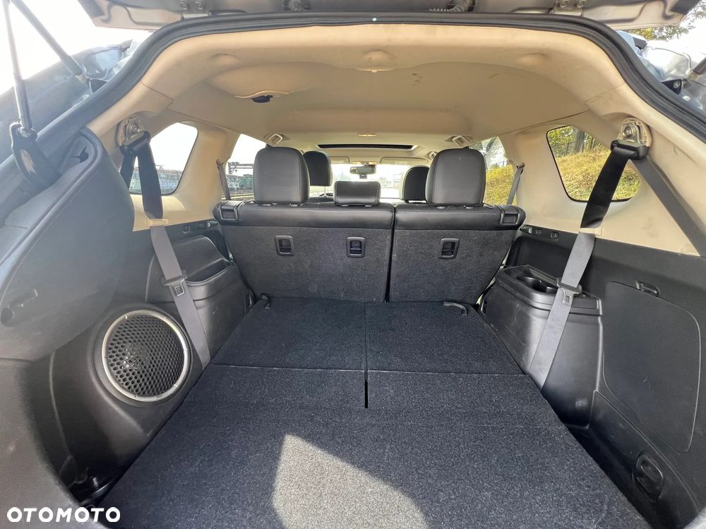 Mitsubishi Outlander - 9