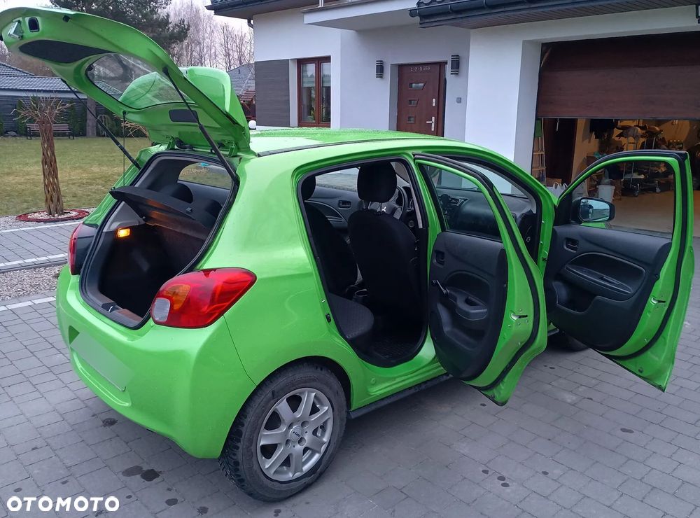 Mitsubishi Space Star - 9