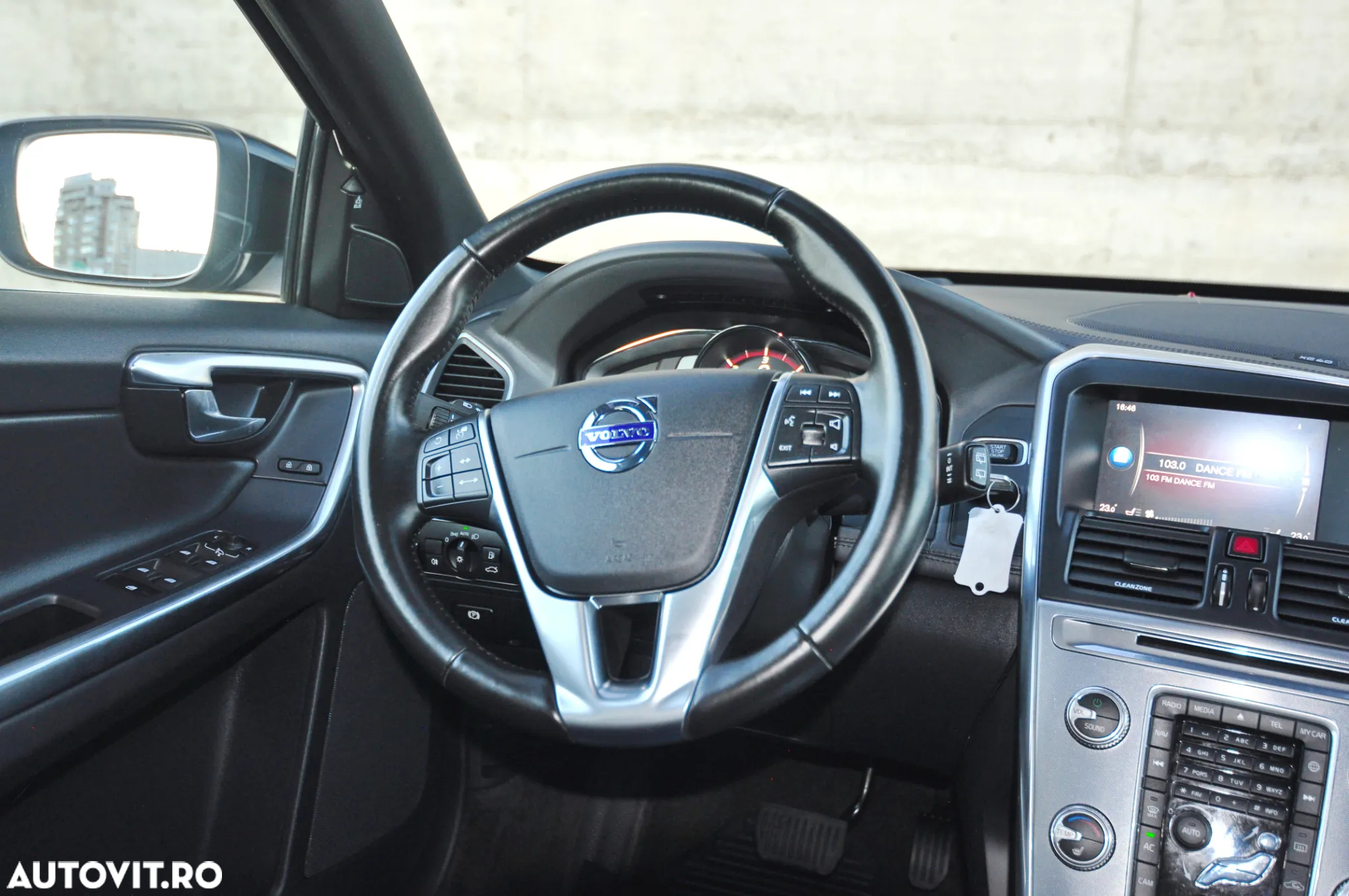 Volvo XC 60 D5 AWD Geartronic Linje Inscription - 18