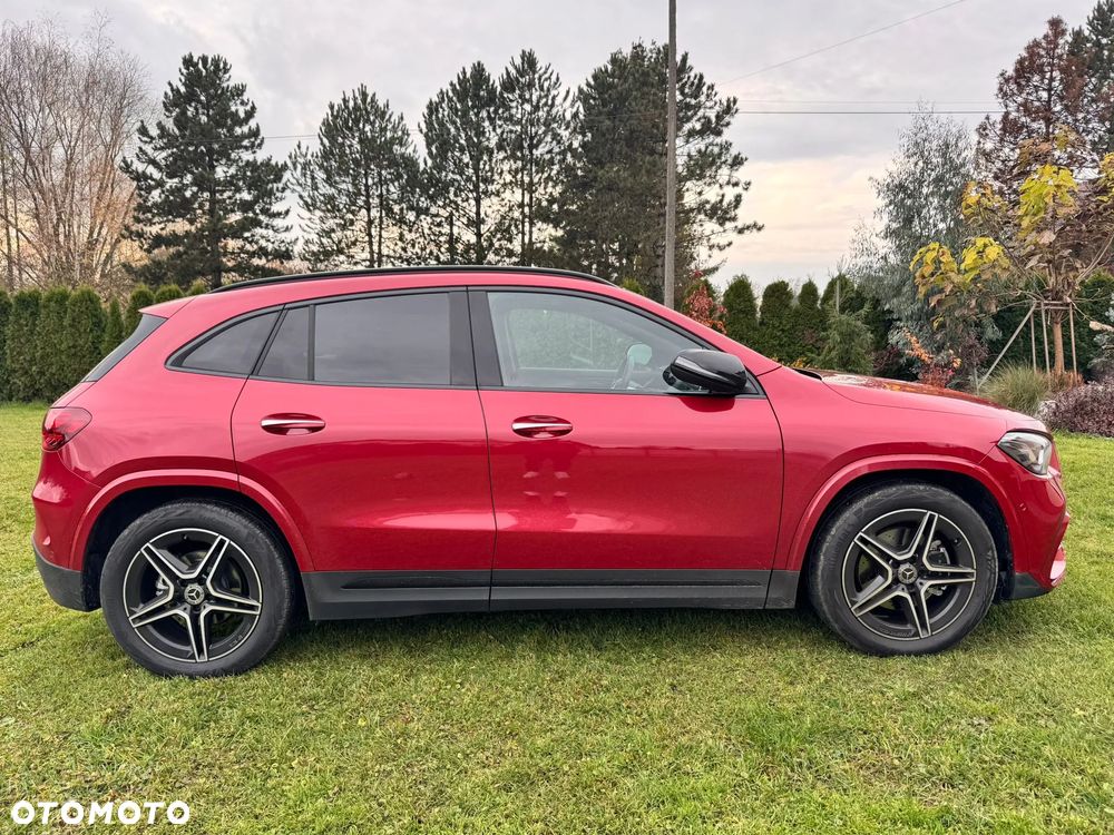 Mercedes-Benz GLA 200 d 4Matic 8G-DCT Style - 7